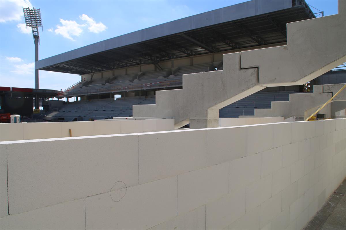Um- bzw. Neubau der Generali-Arena