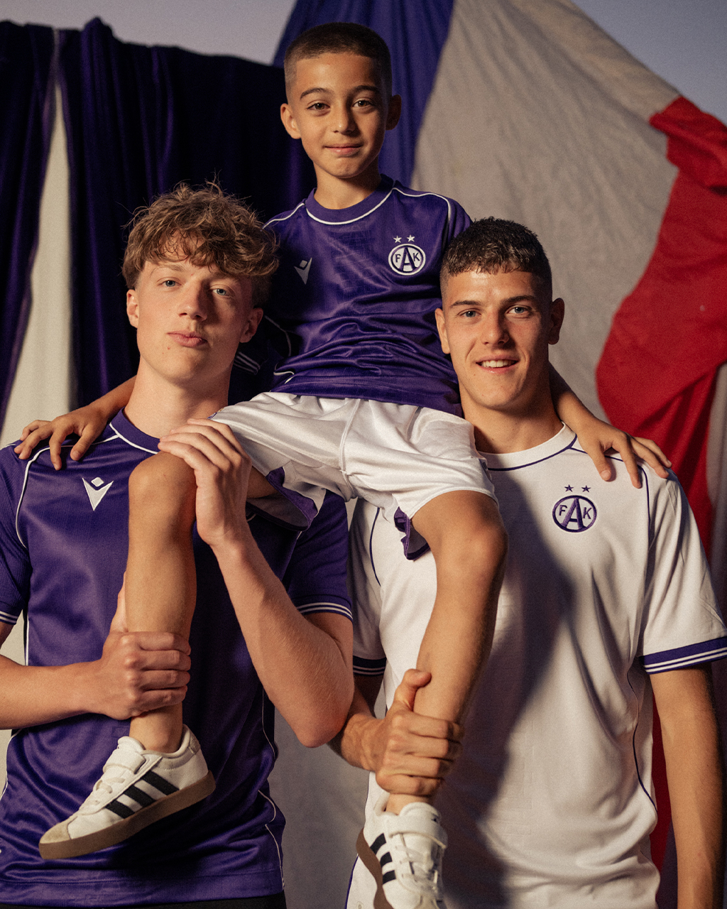 Trikot 26-27_Maybach-Topuz-Markovic