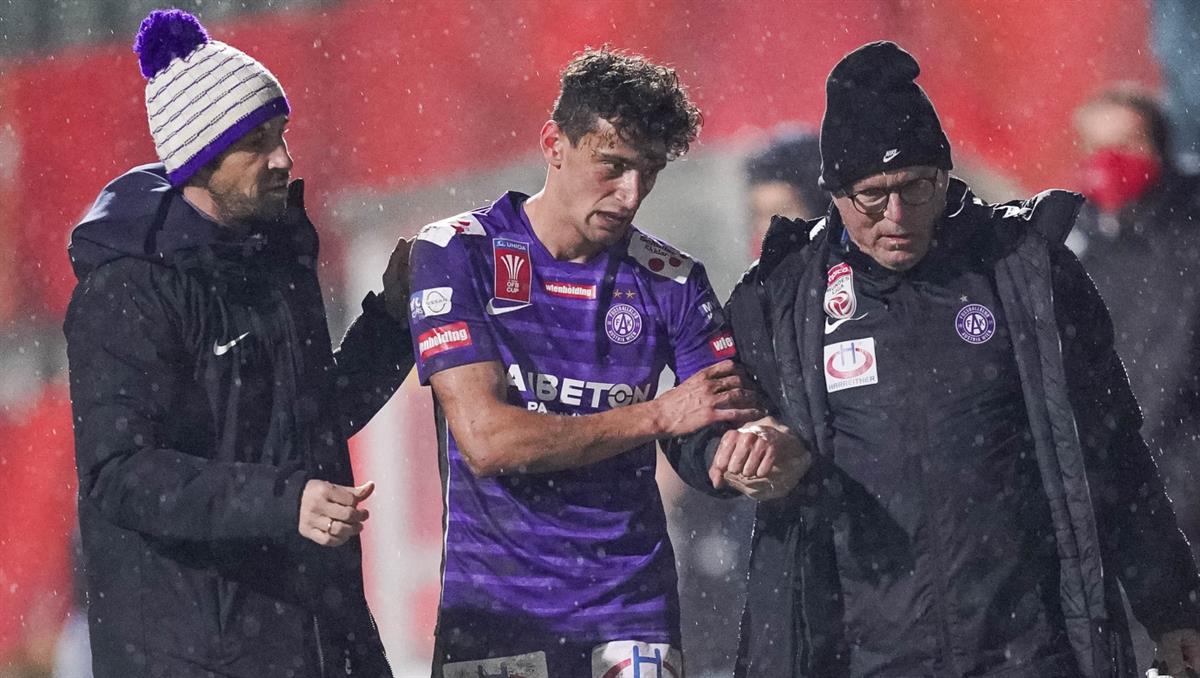 Vesel Demaku gegen Sport-Club
