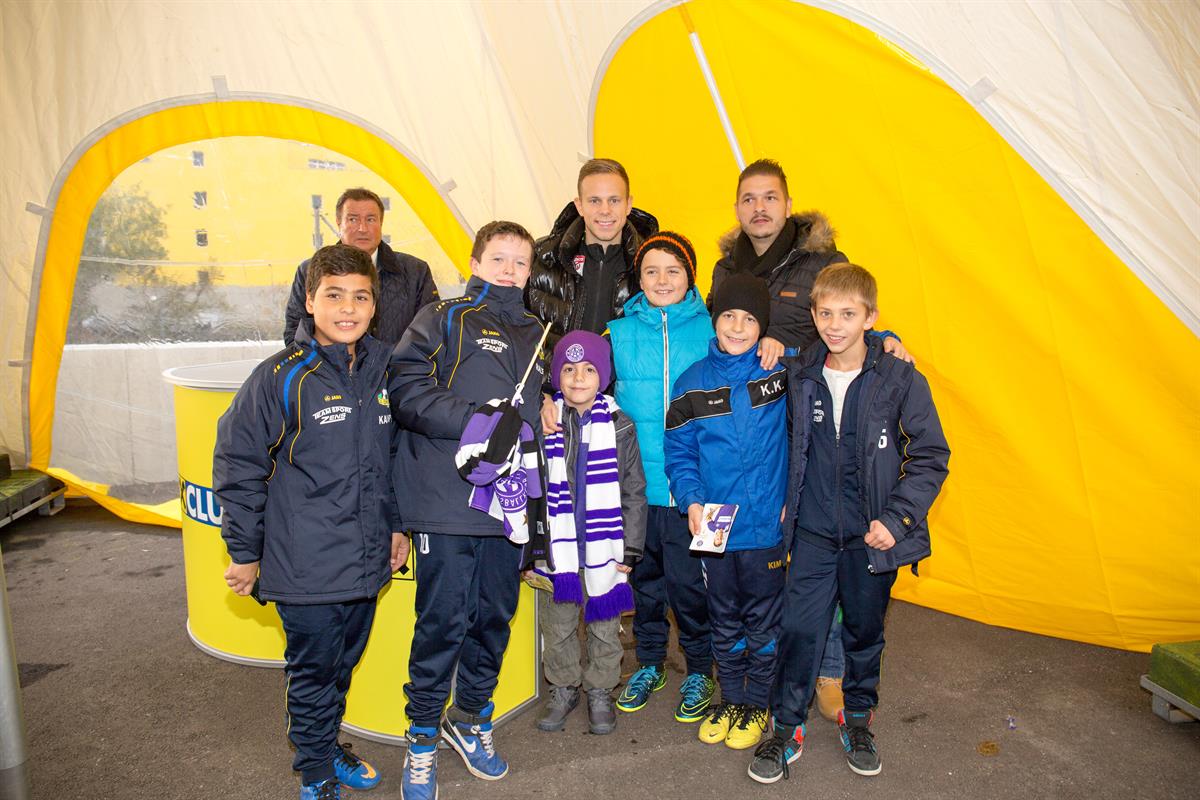 Marco Meilinger  Meet and Greet bei Violettem Klassenausflug