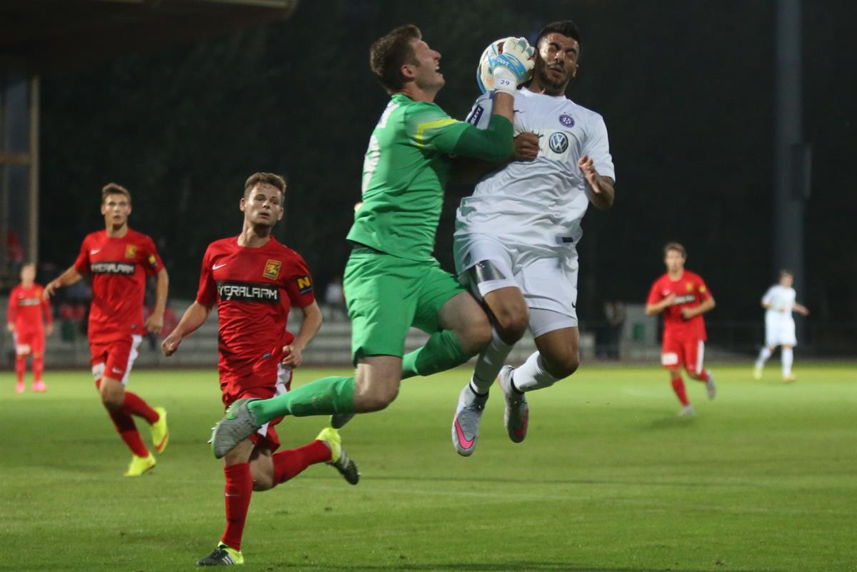 Marios Pechlivanis beim Hinspiel gegen Admira Juniors 201516