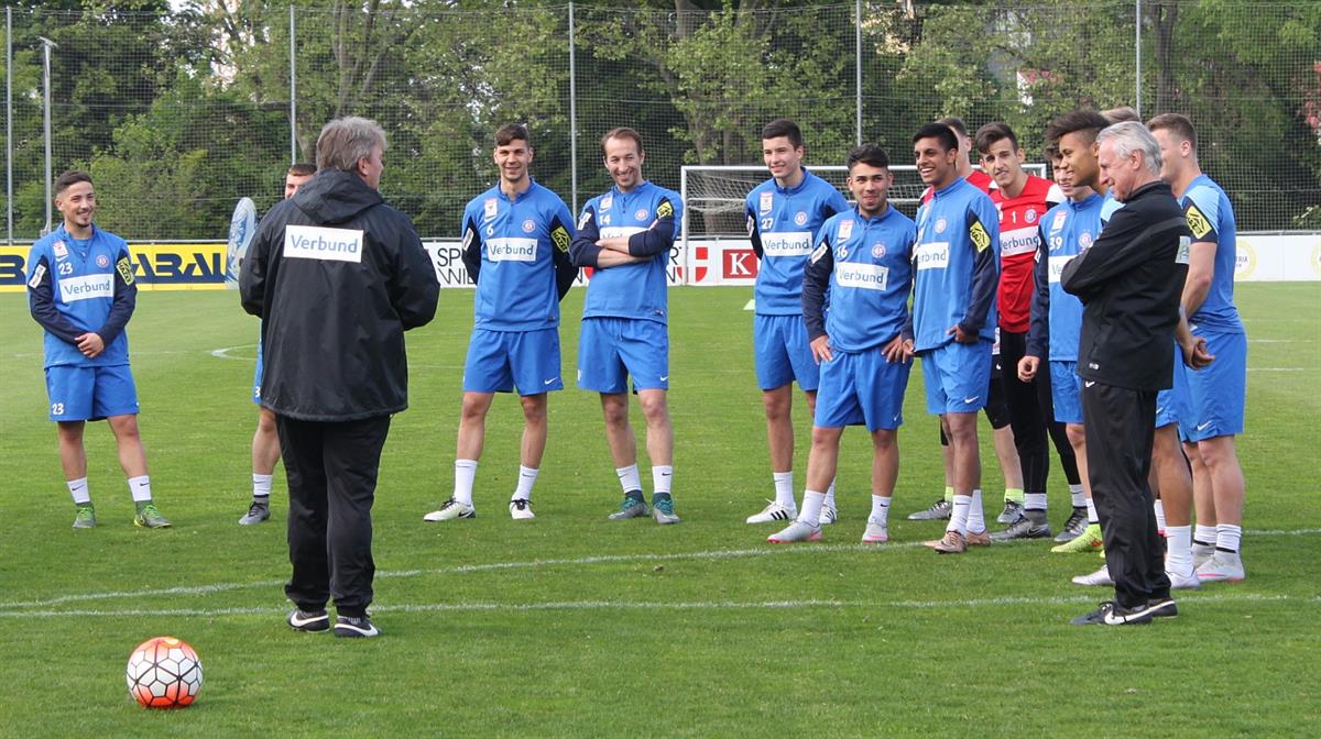 Dragovic im Training bei den Austria Amateuren