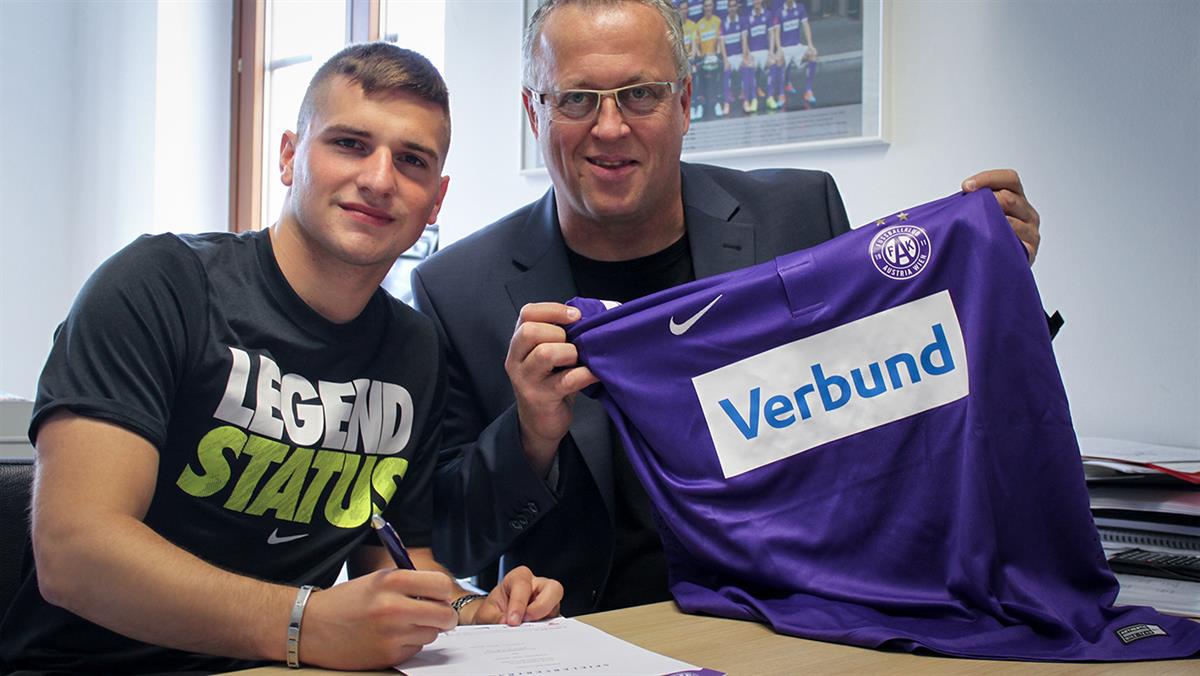 Petar Gluhakovic und Sportdirektr Franz Wohlfahrt