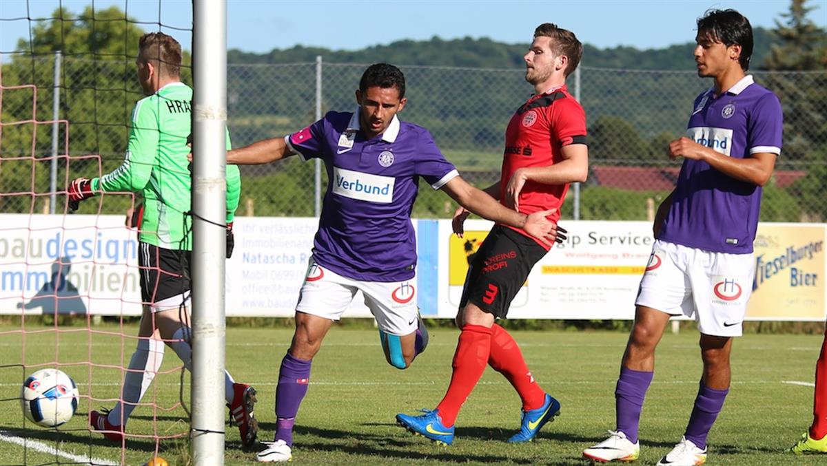 Sieg bei Korneuburg (Bilder:  De Paula und Ronivaldo)