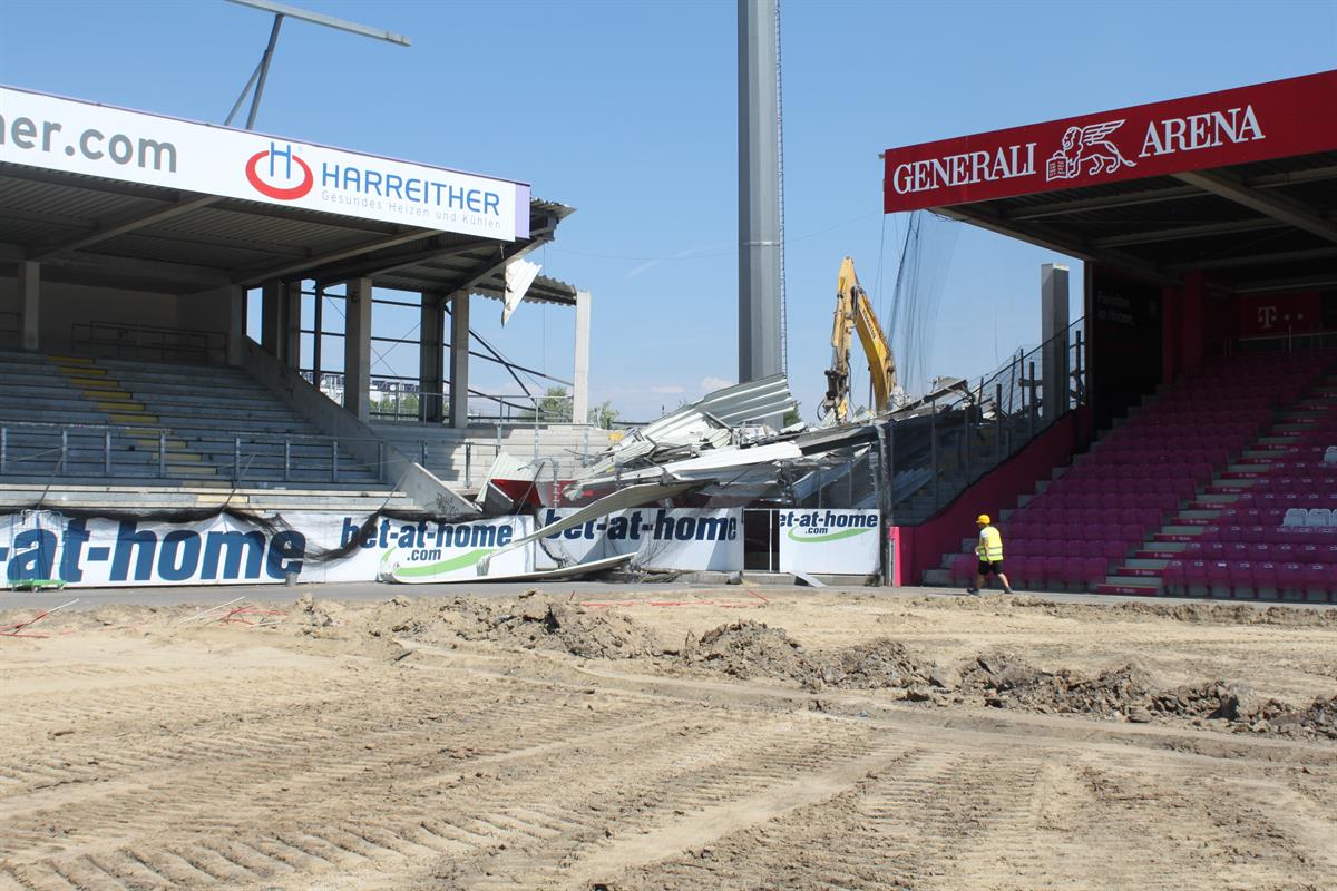 Bau Generali-Arena Neu - Stand 11. Juli 2016